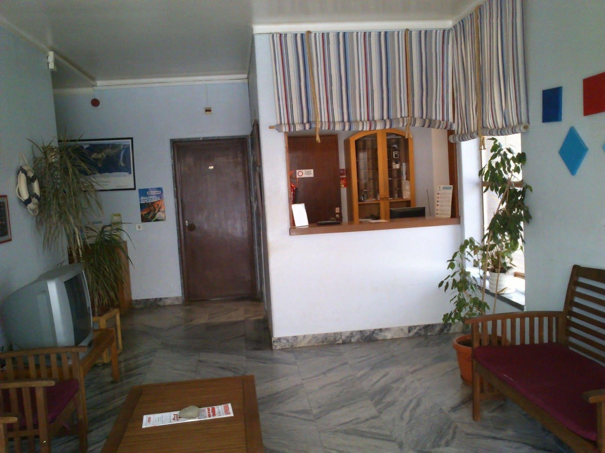 بورتيماو Hotel Apartamento Iate المظهر الخارجي الصورة