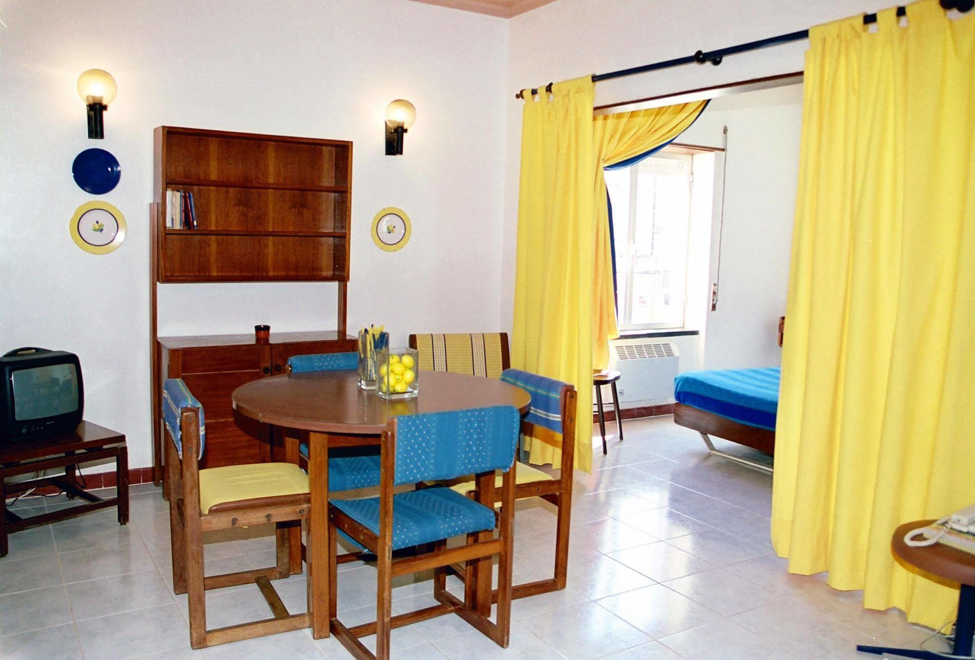 بورتيماو Hotel Apartamento Iate المظهر الخارجي الصورة