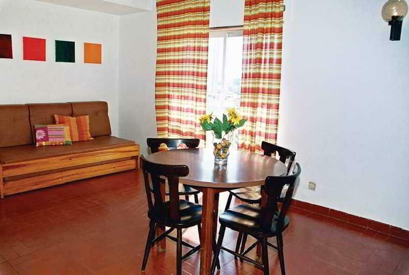 بورتيماو Hotel Apartamento Iate المظهر الخارجي الصورة